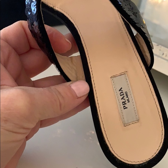 Prada shoes - Picture 7 of 8